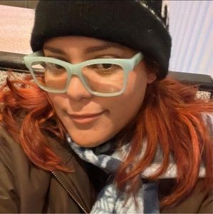 Meet your Posher, Lymaris